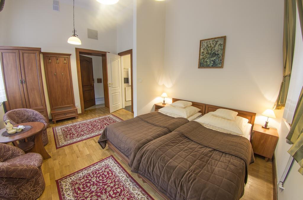 Szwajcarka Willa Z Sauna I Jacuzzi Kudowa-Zdrój Quarto foto