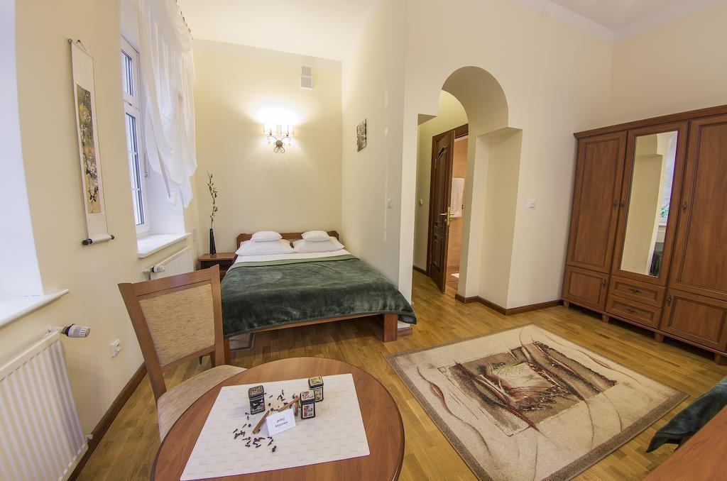 Szwajcarka Willa Z Sauna I Jacuzzi Kudowa-Zdrój Quarto foto