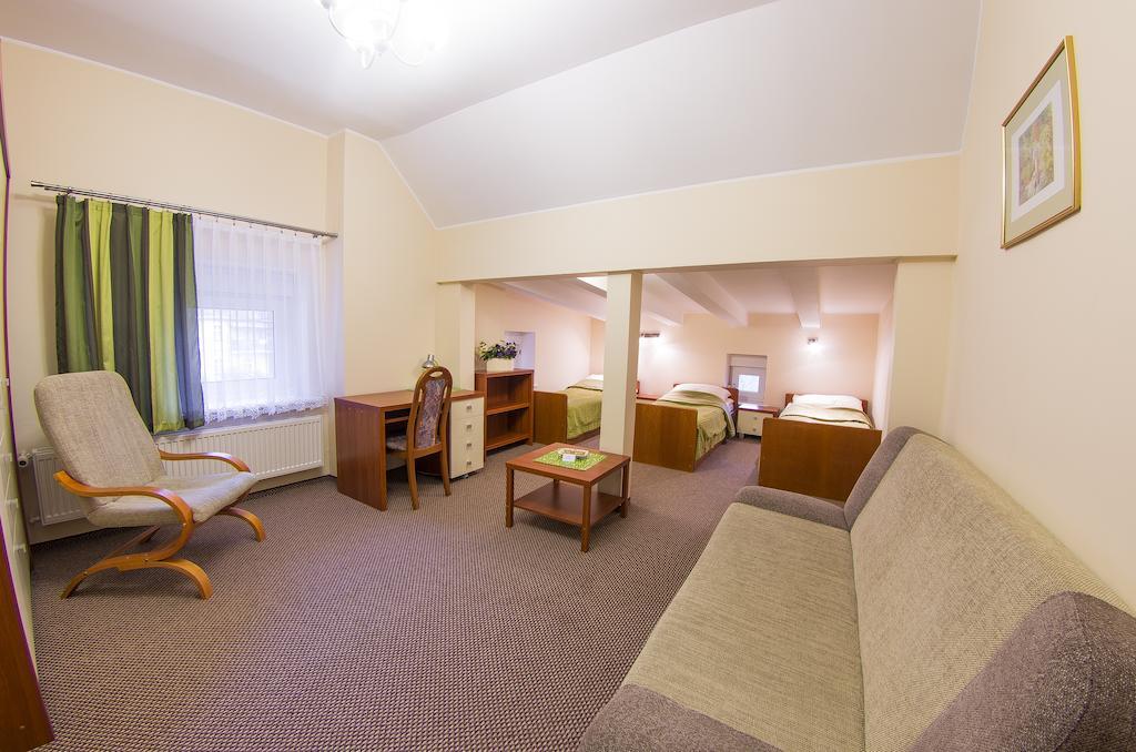 Szwajcarka Willa Z Sauna I Jacuzzi Kudowa-Zdrój Quarto foto